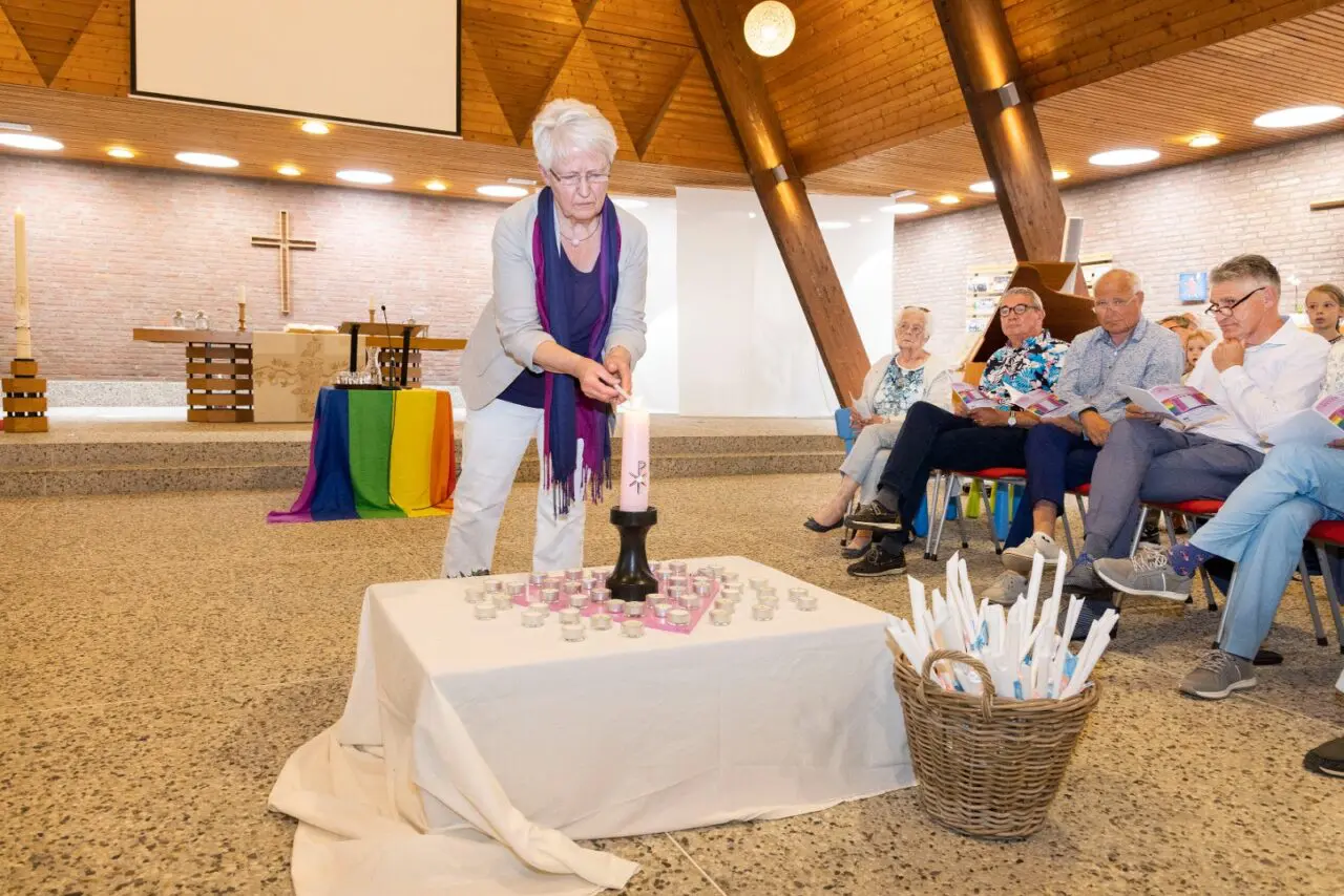 Roze Viering in Lelystad: Wat blijft is hoop